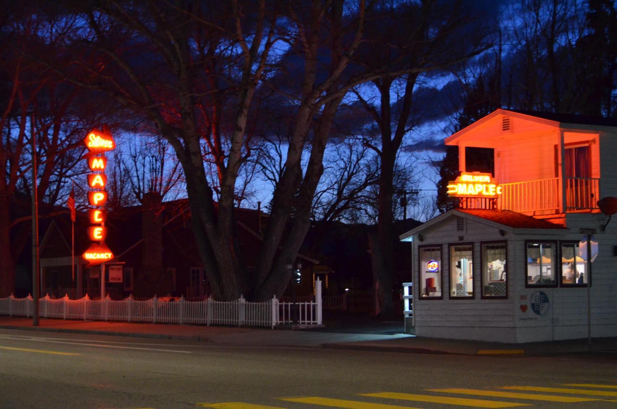 Silver Maple Gasthof Bridgeport
